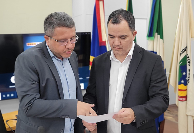 Vereadores cobram envio &agrave; C&acirc;mara, de projetos detalhados das obras no Aeroporto Internacional