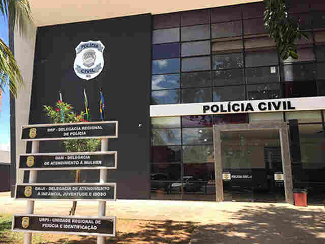 Mulher den&uacute;ncia homem com quem manteve relacionamento ap&oacute;s divulga&ccedil;&atilde;o de v&iacute;deo &iacute;ntimo na internet em Corumb&aacute;