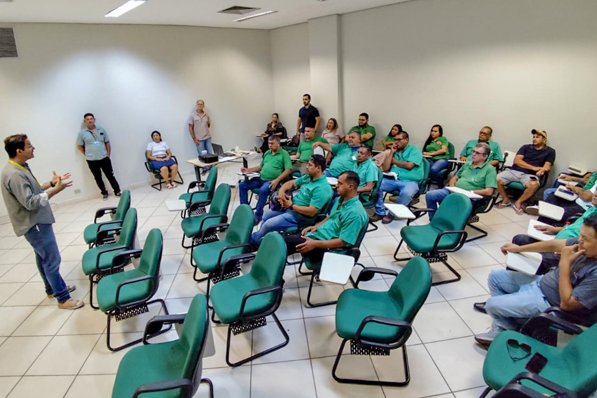 Prefeitura de Corumb&aacute; realiza 1&ordm; Semin&aacute;rio de Qualidade no Atendimento no Transporte Coletivo
