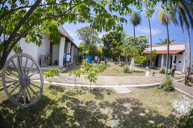 Prefeitura anuncia R$ 4,7 milh&otilde;es para reforma da Casa do Artes&atilde;o em celebra&ccedil;&atilde;o dos 50 anos