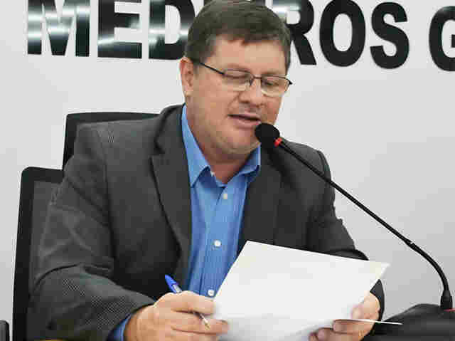 Bira cobra servi&ccedil;os para melhorar as condi&ccedil;&otilde;es de trafegabilidade da principal via de Albuquerque