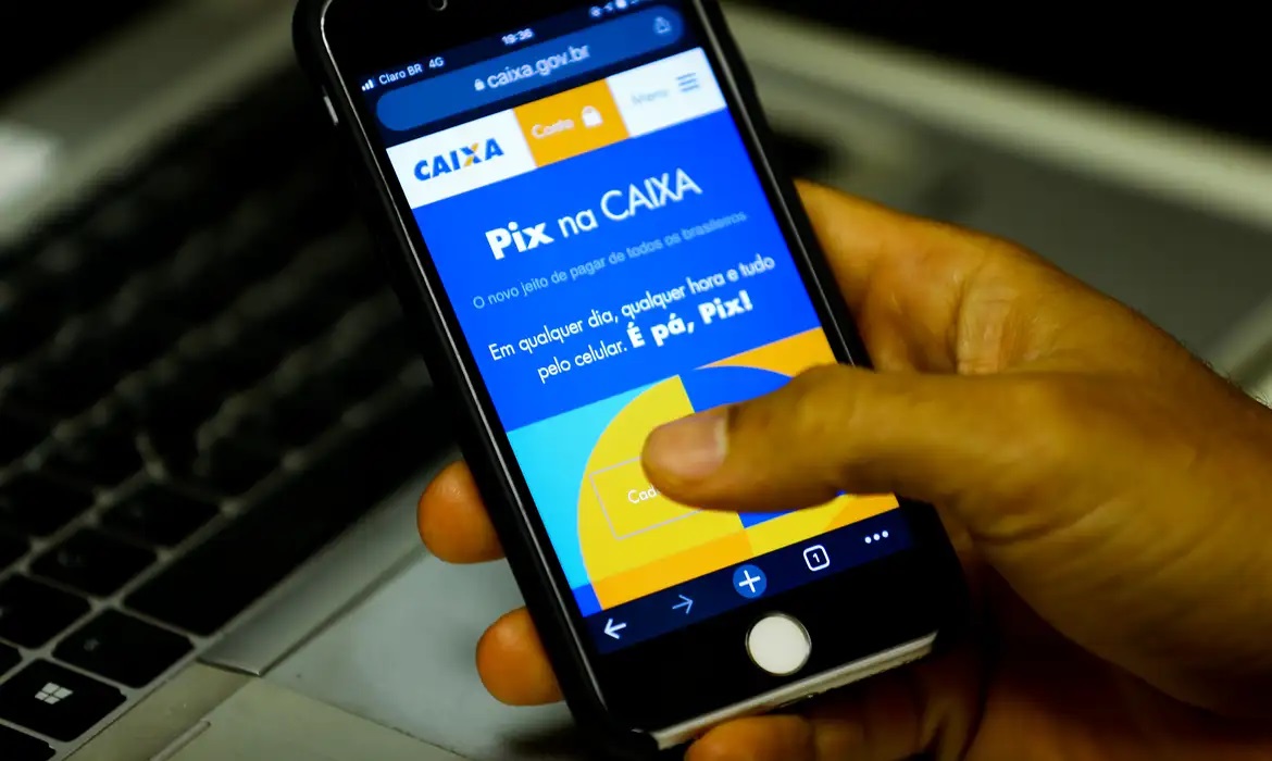 Pix bate recorde e supera 313 milh&otilde;es de transa&ccedil;&otilde;es em um dia 