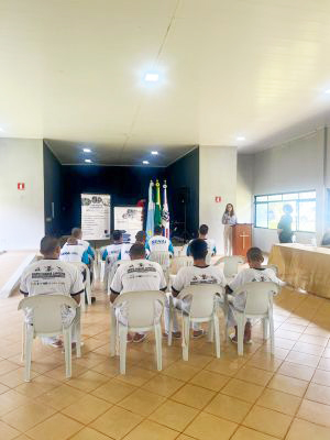 Al&eacute;m das penalidades: Medida de Aprendizagem encerra 2025 com formatura de internos nas Uneis