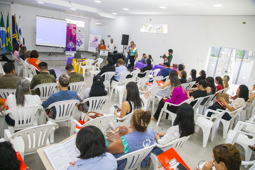 Encontro prop&otilde;e agenda binacional para enfrentamento da viol&ecirc;ncia contra mulheres