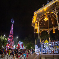 Corumb&aacute; abre Jardim de Natal com shows, feira de artesanato e concurso de pres&eacute;pios