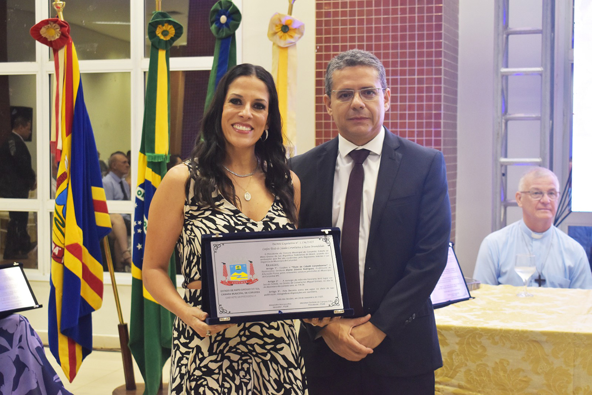 CONFIRA IMAGENS DA SESS&Atilde;O SOLENE QUE MARCOU A ENTREGA DE T&Iacute;TULOS DE CIDAD&Atilde;O CORUMBAENSE, HONRARIA CONCEDIDA PELA C&Acirc;MARA MUNICIPAL