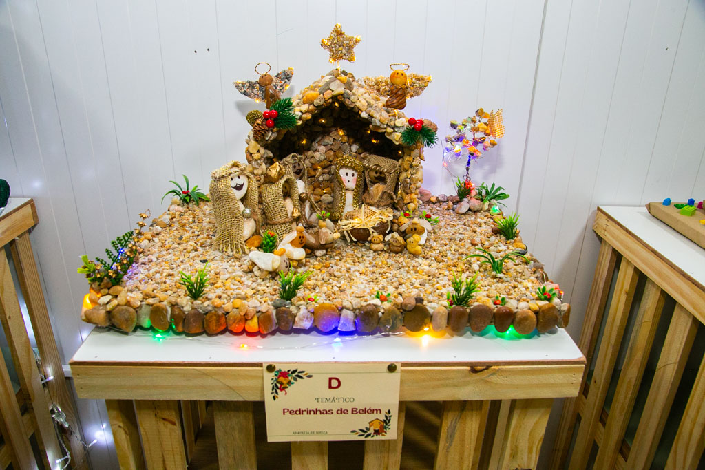 Concurso de Pres&eacute;pios 2025 premia seis obras ap&oacute;s vota&ccedil;&atilde;o popular no Jardim de Natal