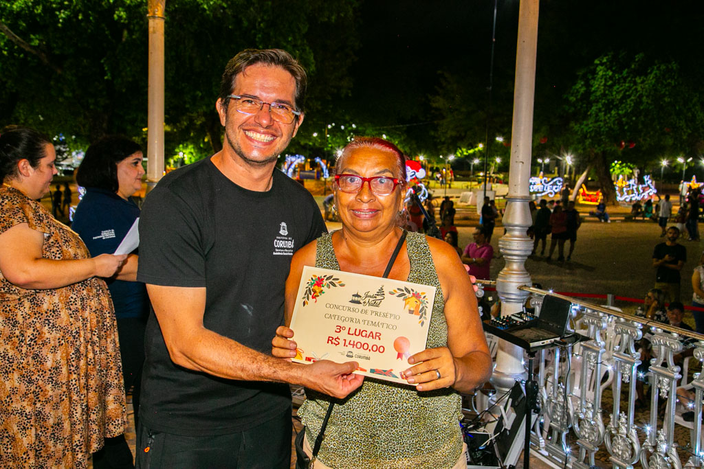 Concurso de Pres&eacute;pios 2025 premia seis obras ap&oacute;s vota&ccedil;&atilde;o popular no Jardim de Natal