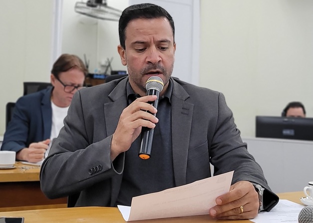 Câmara de Corumbá não compactua com atos acometidos pelo vereador Elinho Junior e vai investigar o caso de agressão