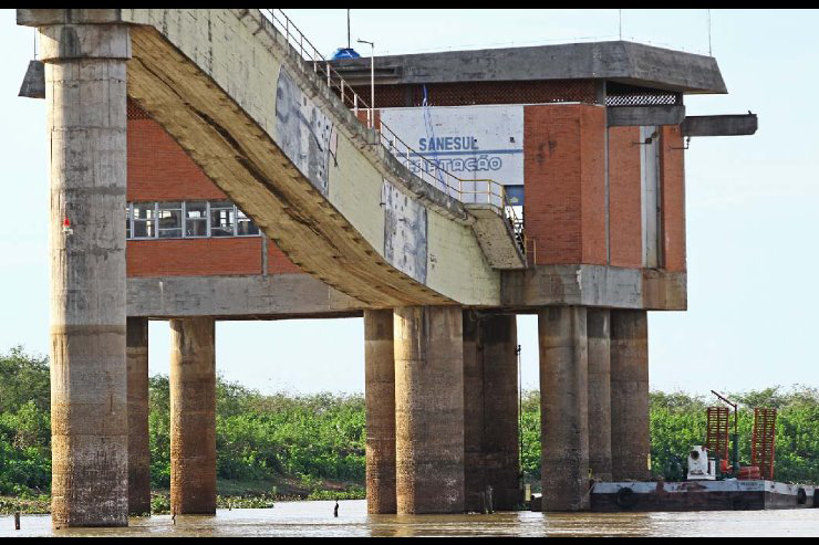 Bombas da capta&ccedil;&atilde;o de &aacute;gua da Sanesul em Corumb&aacute; foram danificadas devido a quedas de energia ocorridas na madrugada