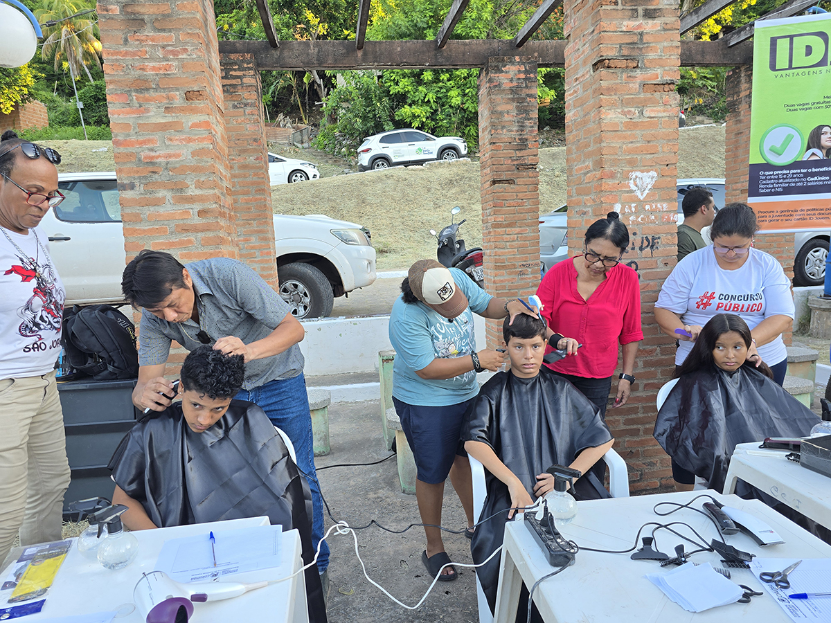A&ccedil;&atilde;o comunit&aacute;ria promove acesso a servi&ccedil;os de sa&uacute;de, cidadania e assist&ecirc;ncia social