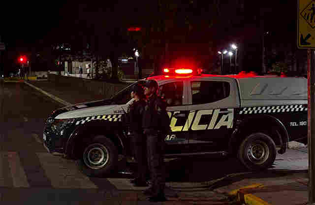 Pol&iacute;cia Militar cumpre dois mandados de pris&atilde;o em Corumb&aacute; durante servi&ccedil;o de 24 horas e alcan&ccedil;a sete foragidos capturados em 2026