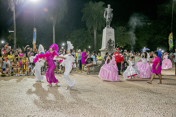 Corumb&aacute; lan&ccedil;a Carnaval na sexta-feira e refor&ccedil;a dimens&atilde;o cultural e econ&ocirc;mica da festa