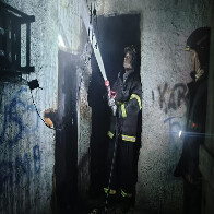 Inc&ecirc;ndio atinge casa abandonado em Lad&aacute;rio frequentada por moradores de rua