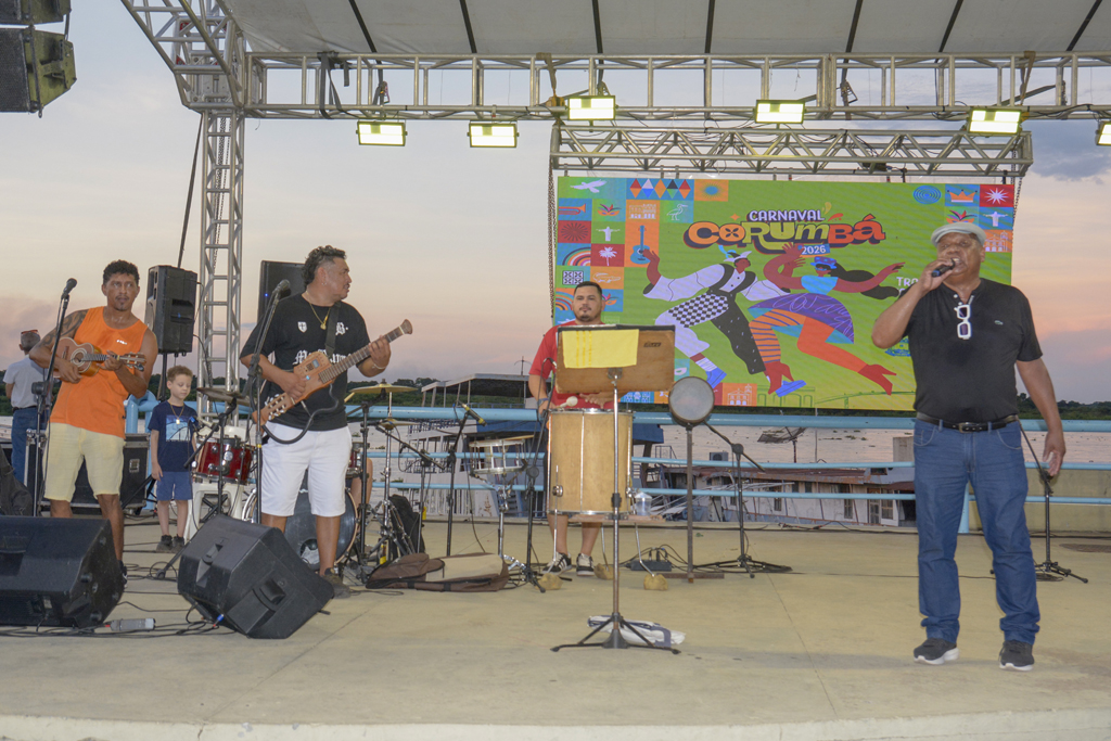 Festival de Samba-Enredo no Porto Geral antecipa clima do Carnaval de Corumb&aacute;