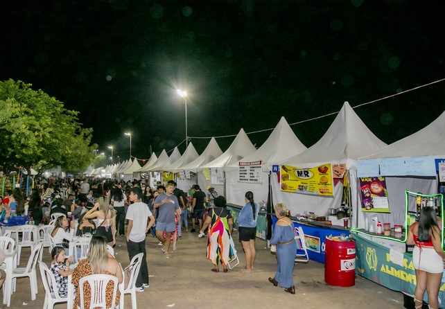 C&acirc;mara aprova isen&ccedil;&atilde;o de taxas a ambulantes e pequenos empreendedores durante o carnaval