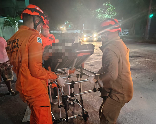 Colis&atilde;o entre ve&iacute;culos deixa gestante ferida e motorista foge do local em Corumb&aacute; 