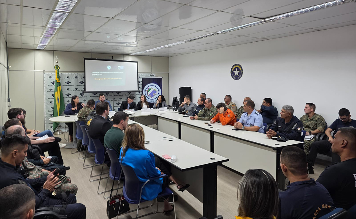 Receita Federal sedia reuni&atilde;o do Gabinete de Gest&atilde;o Integrada de Fronteiras e Divisas - Polo Corumb&aacute;
