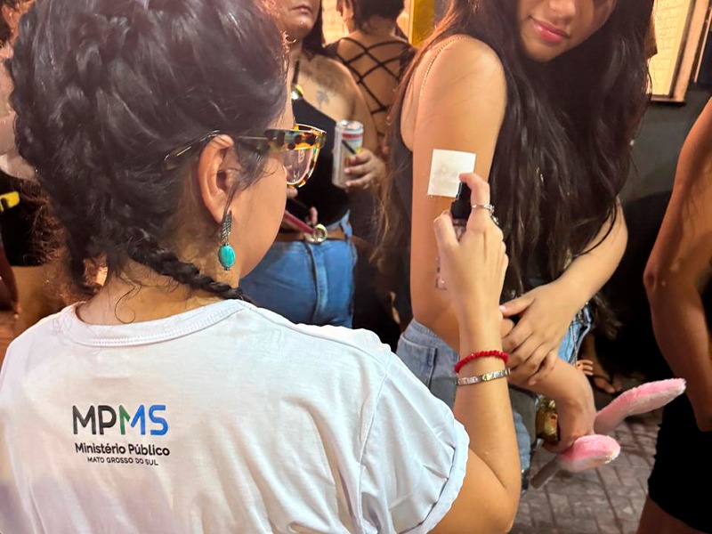 Contra a viol&ecirc;ncia de g&ecirc;nero, MPMS leva campanha &ldquo;N&atilde;o &eacute; N&atilde;o!&rdquo; ao Carnaval de Lad&aacute;rio