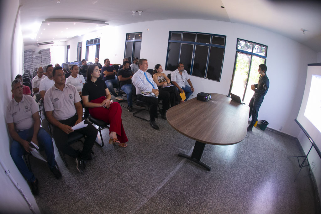 Prefeitura e for&ccedil;as de seguran&ccedil;a definem esquema para o Carnaval 2026 em Corumb&aacute;