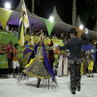Imperatriz abre segunda noite de desfiles exaltando sua hist&oacute;ria no Carnaval de Corumb&aacute;