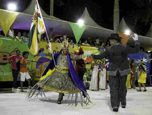 Imperatriz abre segunda noite de desfiles exaltando sua hist&oacute;ria no Carnaval de Corumb&aacute;