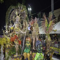 Mocidade encerra desfile com orgulho de quem transformou samba em manifesto cultural