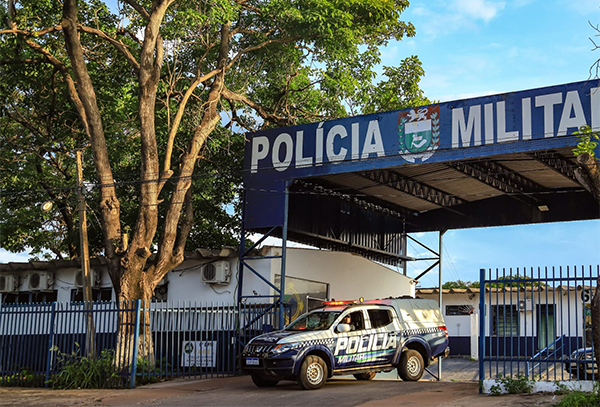 Pol&iacute;cia Militar prende homem por amea&ccedil;a no contexto de viol&ecirc;ncia dom&eacute;stica em Corumb&aacute;