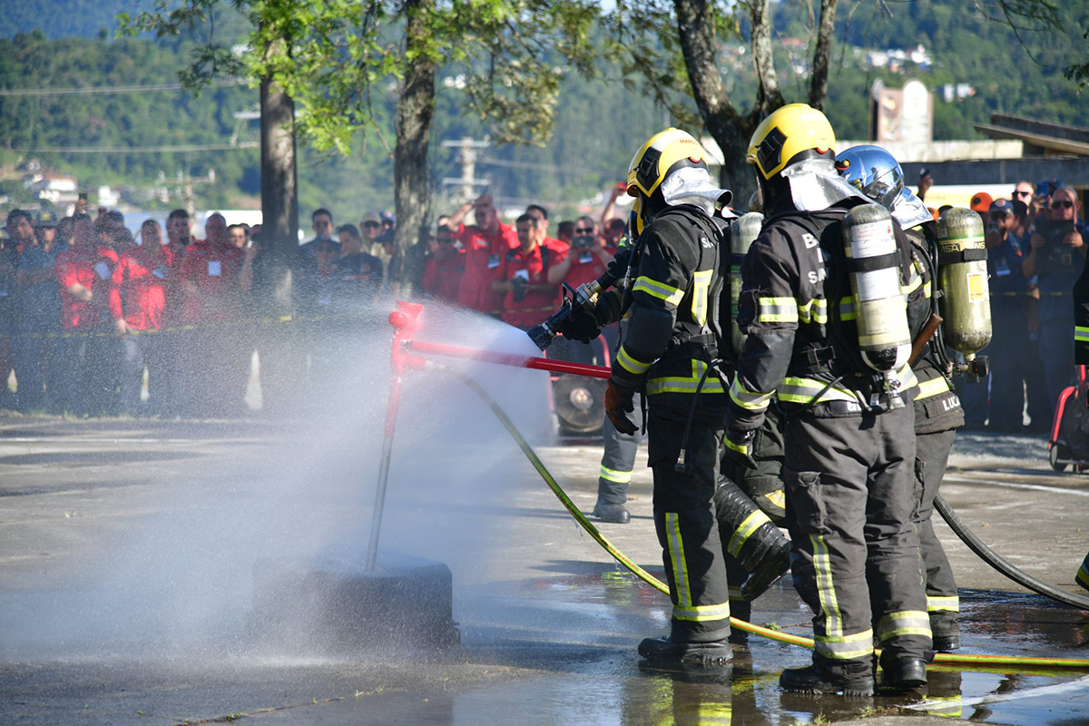 CBMMS capacita militares para atendimento a ocorr&ecirc;ncias de inc&ecirc;ndios em ve&iacute;culos el&eacute;tricos