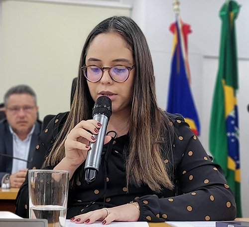 Plen&aacute;rio da C&acirc;mara decide pela suspens&atilde;o do vereador Elinho Junior por 45 dias