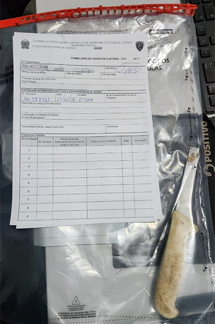 Homem amea&ccedil;a vizinhos com faca ap&oacute;s recusa em fornecer cigarros em Corumb&aacute;