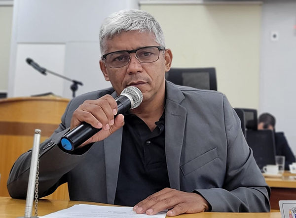 Edinaldo busca informa&ccedil;&otilde;es necess&aacute;rias para fortalecimento das pol&iacute;ticas de sa&uacute;de p&uacute;blica
