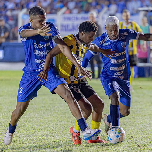 Ivinhema leva virada do Volta Redonda e est&aacute; fora da Copa do Brasil