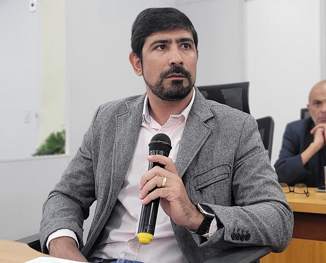 Pietro cobra recupera&ccedil;&atilde;o da Rodovia Ramon Gomez do CAIC at&eacute; a fronteira
