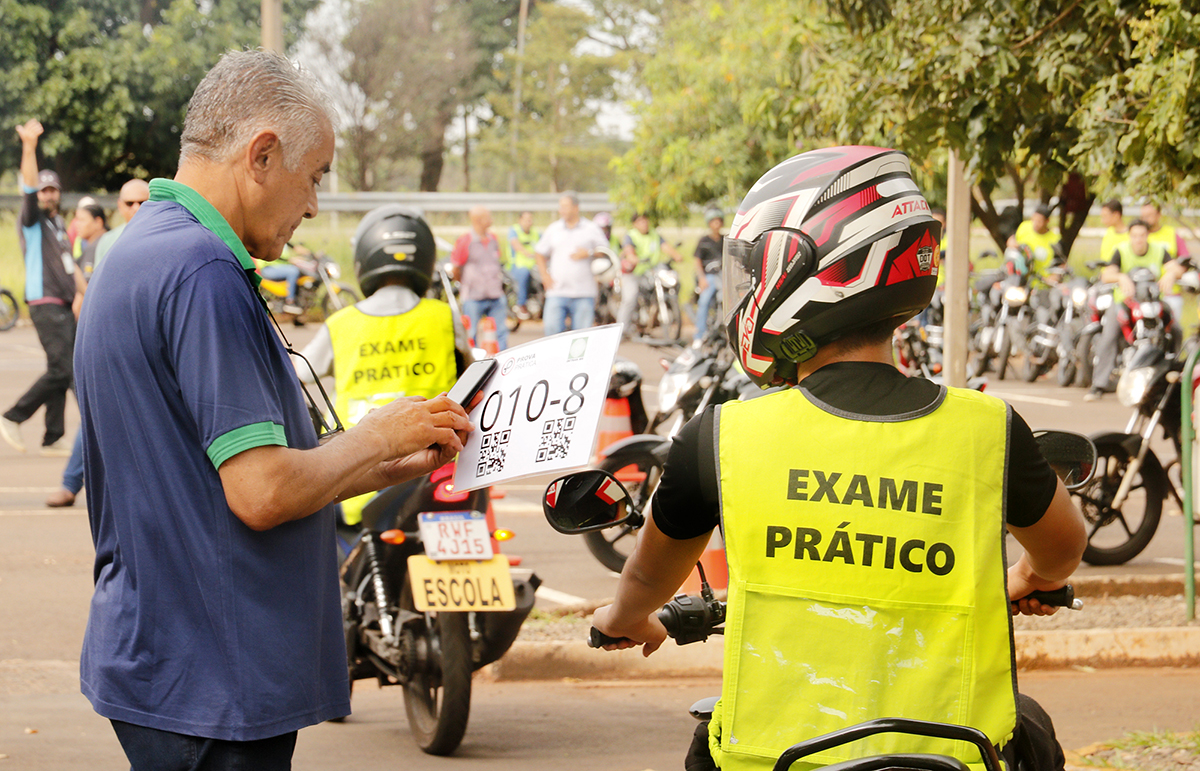 Nova regra eleva &iacute;ndice de aprova&ccedil;&atilde;o nos exames pr&aacute;ticos de dire&ccedil;&atilde;o em MS