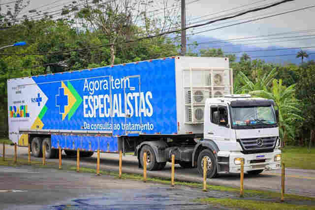 Corumb&aacute; recebe carreta do Programa Agora Tem Especialistas para exames da sa&uacute;de da mulher