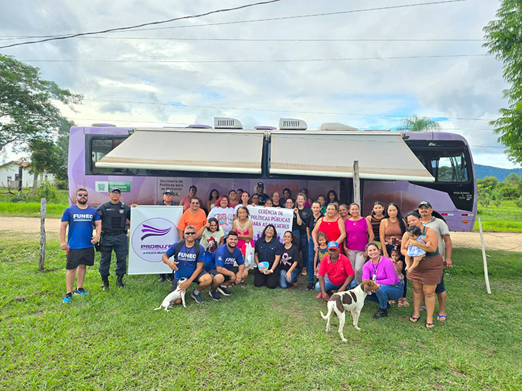 &Ocirc;nibus Lil&aacute;s amplia acesso &agrave; informa&ccedil;&atilde;o e rede de prote&ccedil;&atilde;o para mulheres na zona rural 