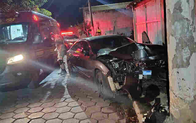 Motorista morre ap&oacute;s colis&atilde;o em poste de energia na regi&atilde;o portu&aacute;ria de Corumb&aacute;
