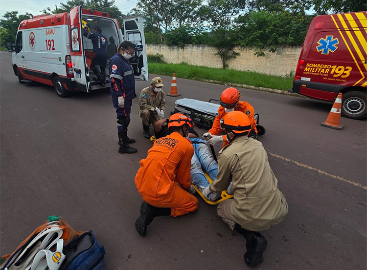 Colis&atilde;o entre motocicletas deixa uma v&iacute;tima no bairro Cristo Redentor em Corumb&aacute;, o outro envolvido fugiu 