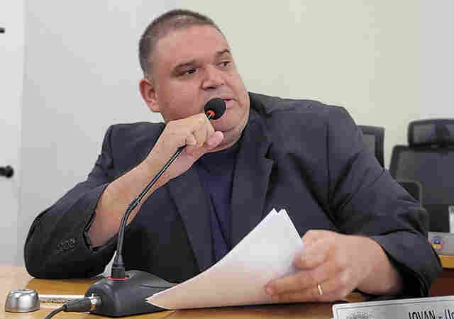 Jovan prop&otilde;e programa voltado &agrave; promo&ccedil;&atilde;o da sa&uacute;de mental dos trabalhadores da assist&ecirc;ncia social