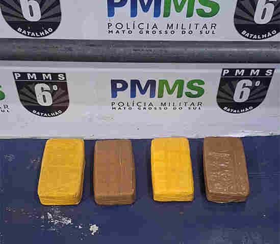 Pol&iacute;cia Militar apreende mais de 4 kg de droga com mulher durante fiscaliza&ccedil;&atilde;o na BR-262 em Corumb&aacute;