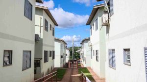 Pol&iacute;cia Civil constata 96 irregularidades em liga&ccedil;&otilde;es de &aacute;gua nos 200 apartamentos do conjunto Jatobazinho 
