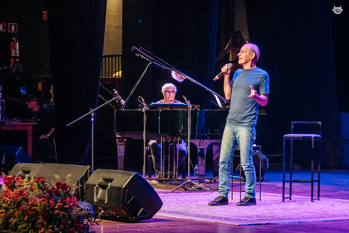 Da palavra ao canto: palestra-show de Ney Matogrosso transforma abertura do FestJuv em experi&ecirc;ncia de arte viva
