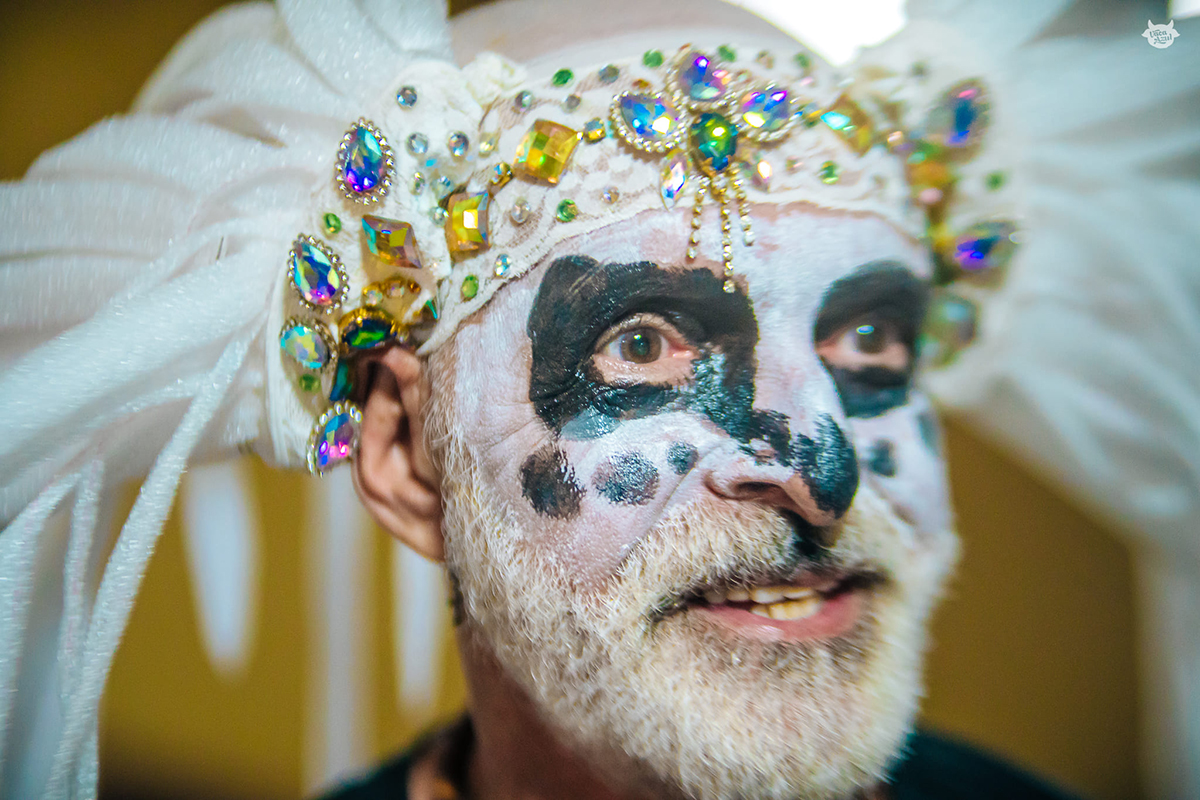 Da palavra ao canto: palestra-show de Ney Matogrosso transforma abertura do FestJuv em experi&ecirc;ncia de arte viva
