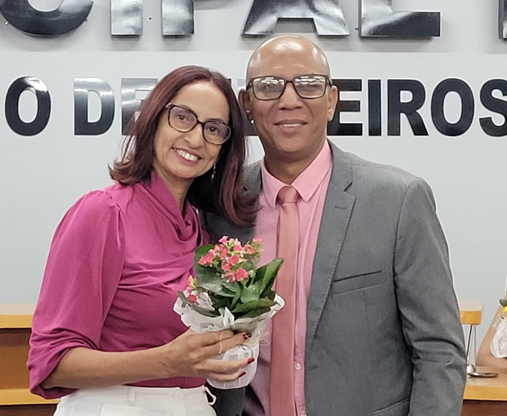C&acirc;mara encerra mar&ccedil;o com sess&atilde;o solene em homenagem &agrave;s mulheres