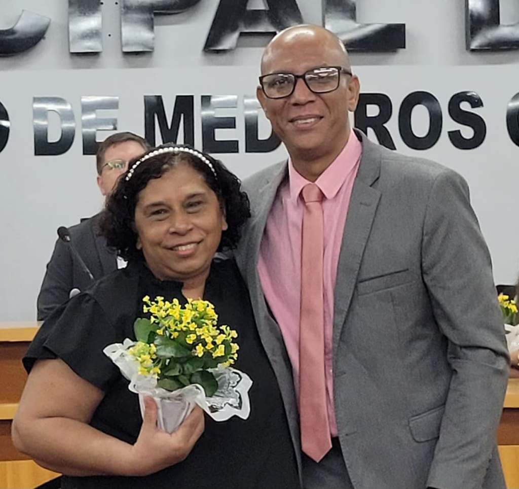 C&acirc;mara encerra mar&ccedil;o com sess&atilde;o solene em homenagem &agrave;s mulheres