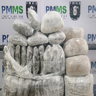 Mulher &eacute; detida em flagrante com 21 kg de maconha antes de embarcar na rodovi&aacute;ria de Corumb&aacute;