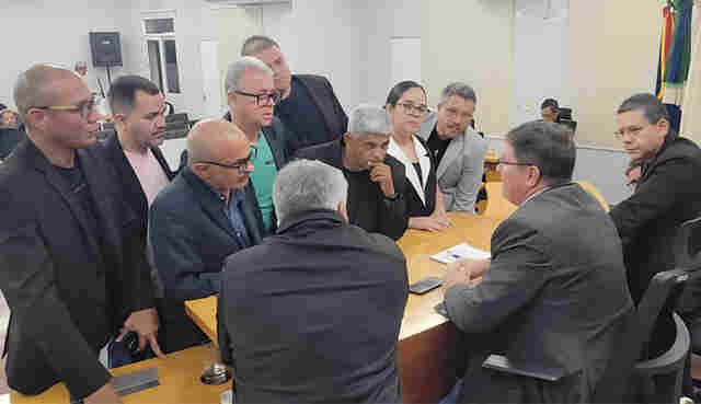 Prazo de vig&ecirc;ncia do Plano Municipal de Educa&ccedil;&atilde;o &eacute; prorrogado na C&acirc;mara de Corumb&aacute; at&eacute; final do ano
