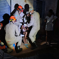 Em Lad&aacute;rio, mulher fica ferida ap&oacute;s ser atropelada por ve&iacute;culo que evadiu-se do local 
