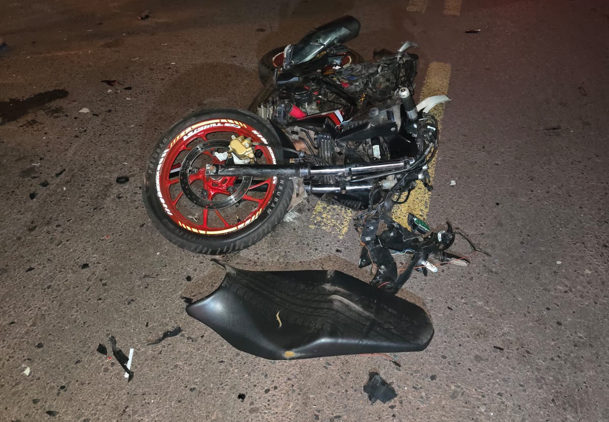 Motociclista &eacute; socorrido inconsciente ap&oacute;s colis&atilde;o contra ve&iacute;culo em Corumb&aacute;